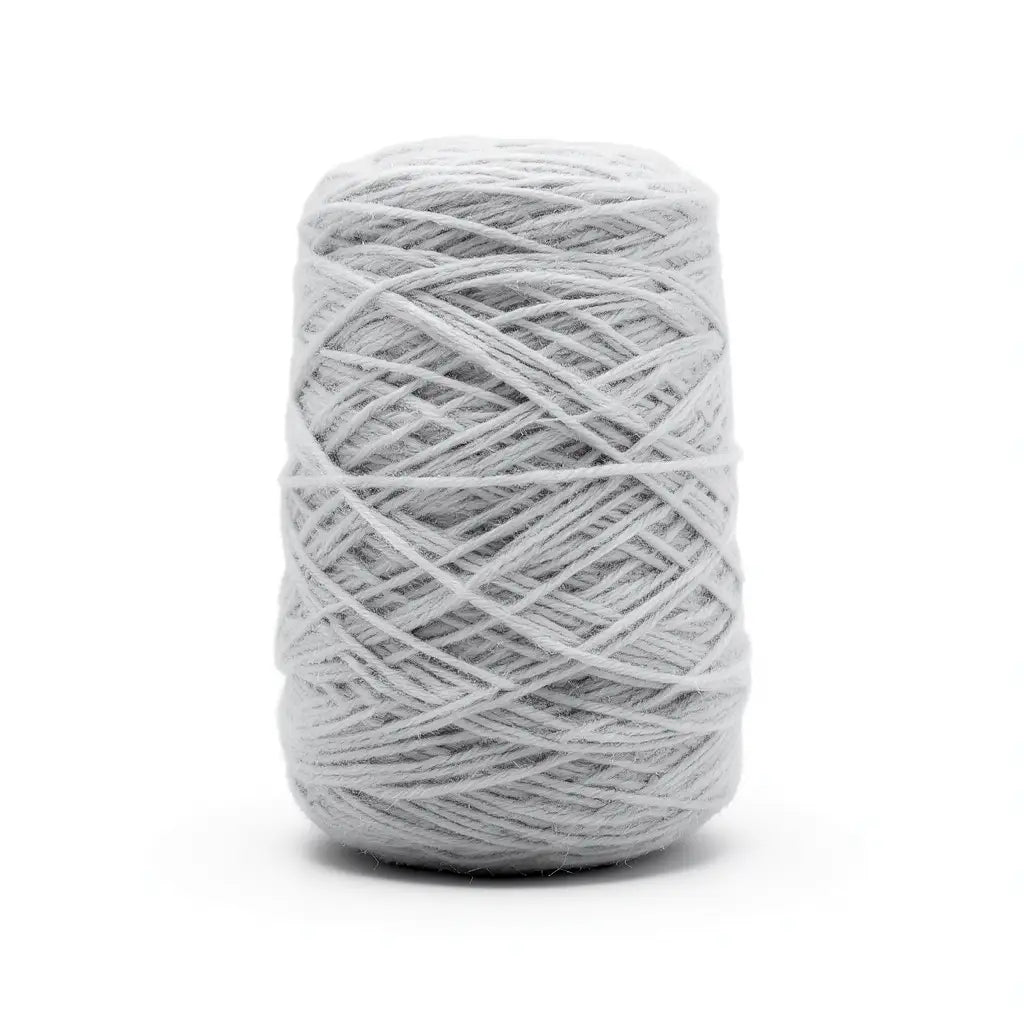 Light grey 100% New Zealand Wool Tufting Yarn, 500g Cone