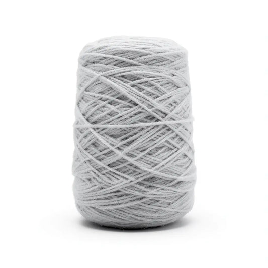 Light grey 100% New Zealand Wool Tufting Yarn, 500g Cone